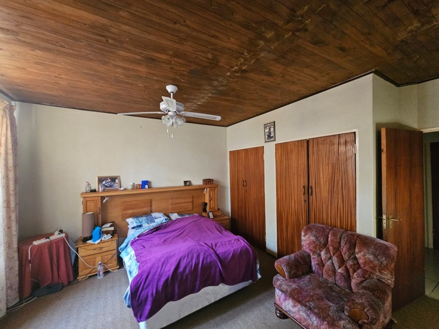 Commercial Property for Sale in Waterglen A H North West